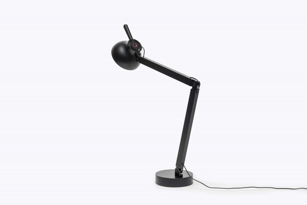 PC Lamp - © Pierre Charpin